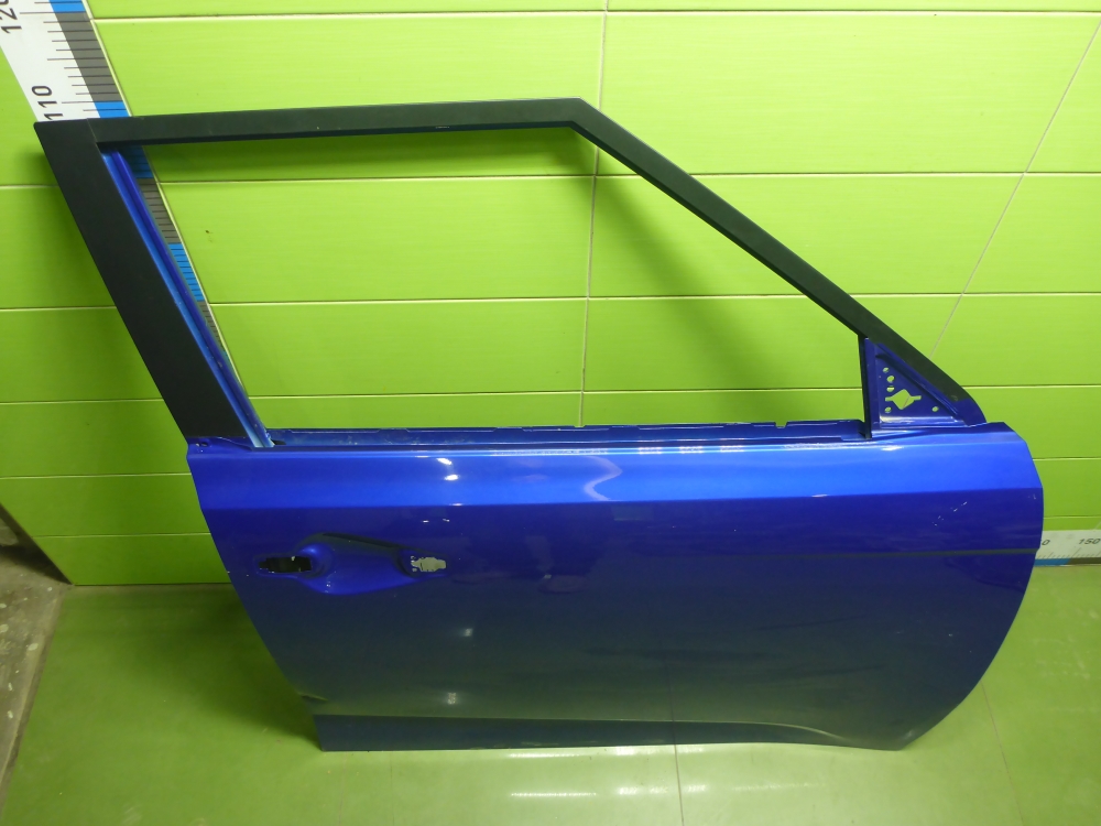 Дверь передняя правая