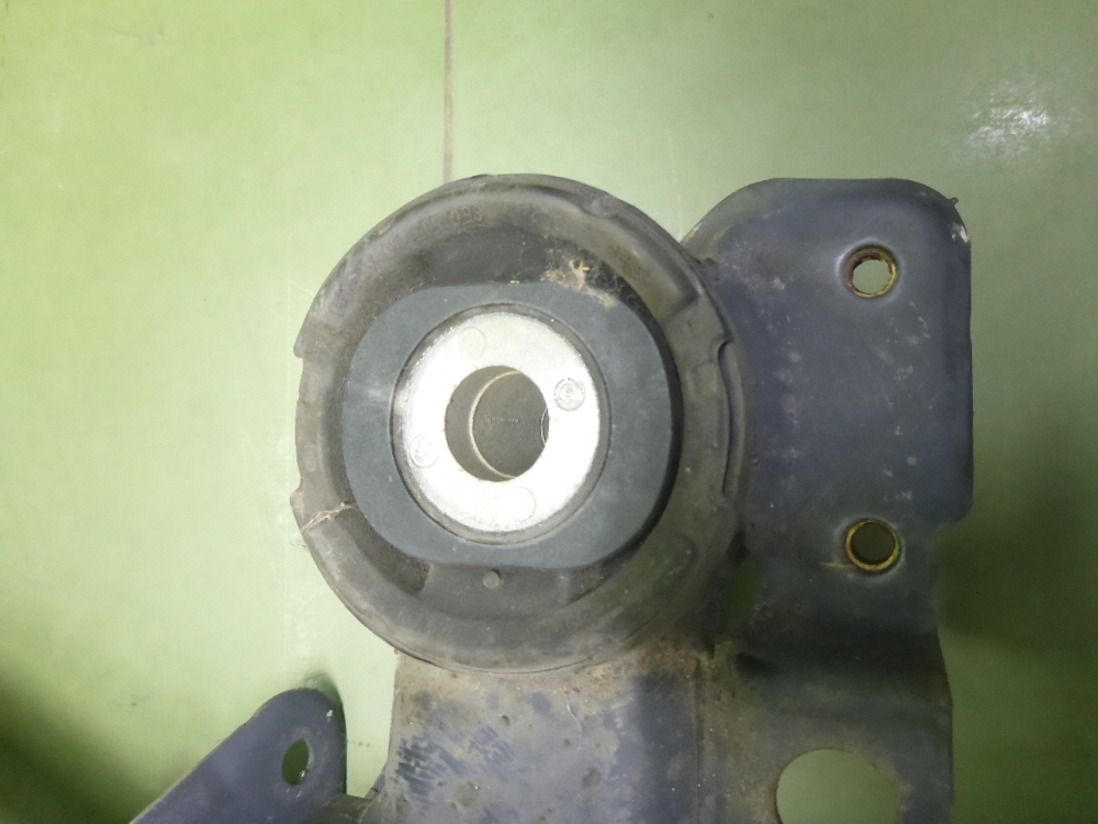 Балка задняя