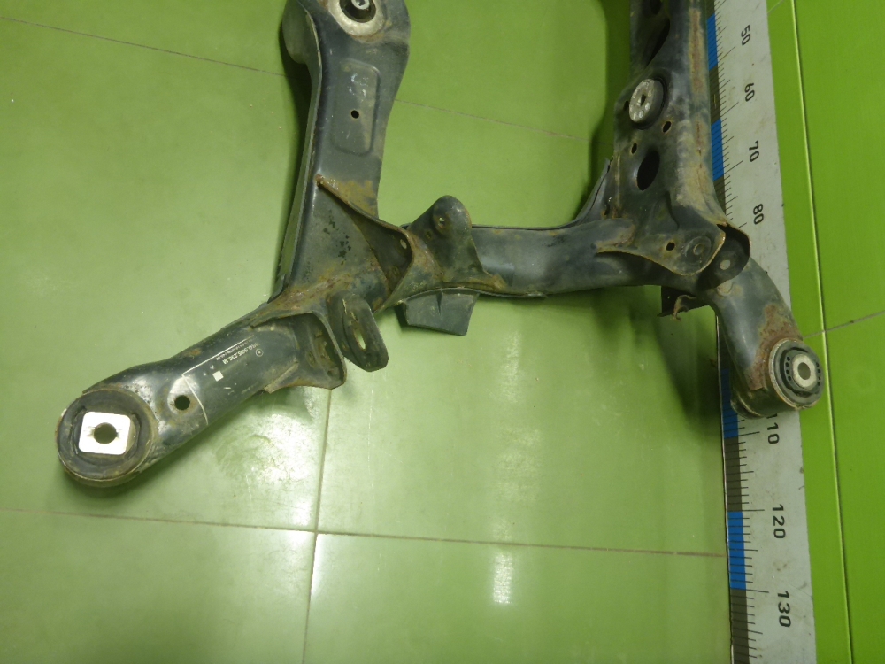 Балка задняя