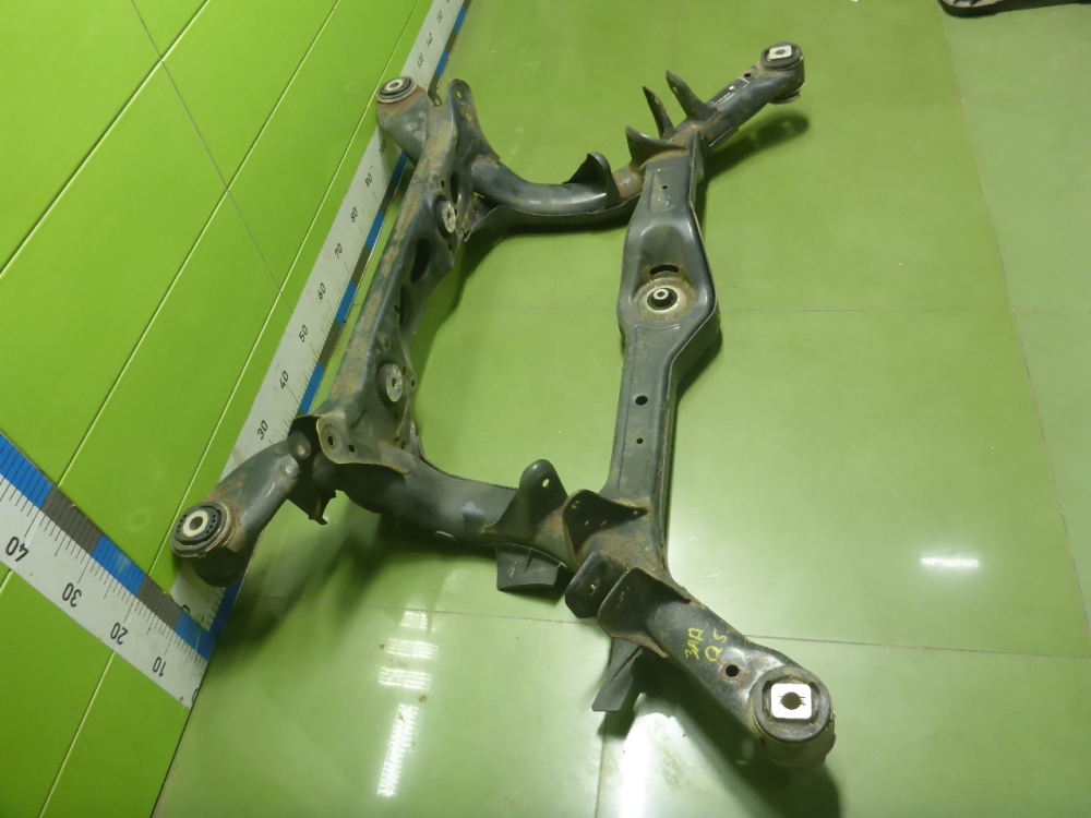 Балка задняя