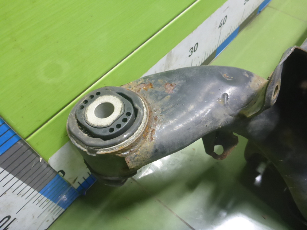 Балка задняя