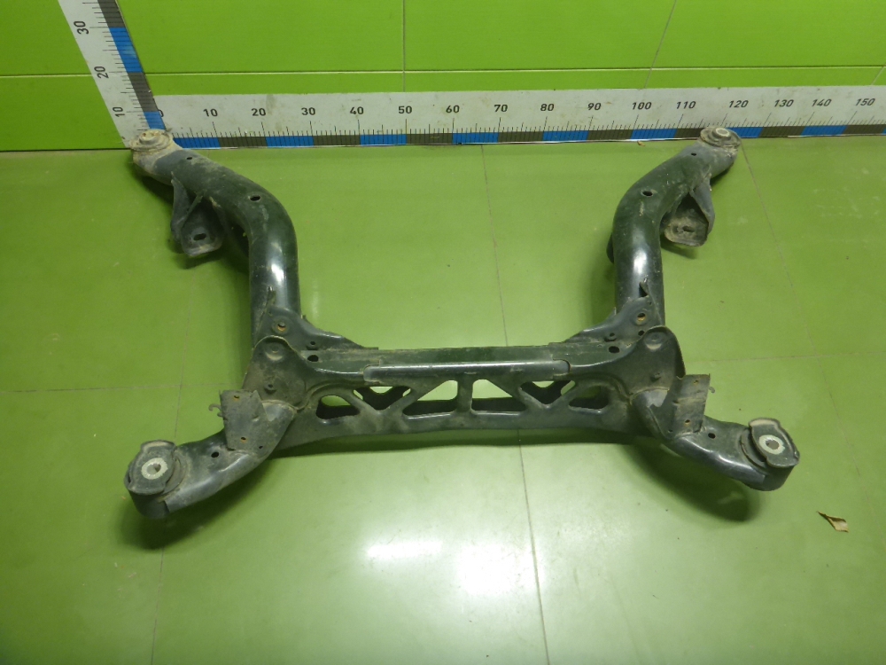 Балка задняя