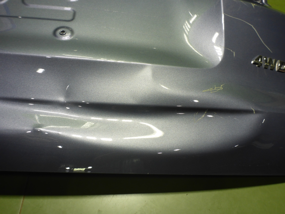 Дверь багажника