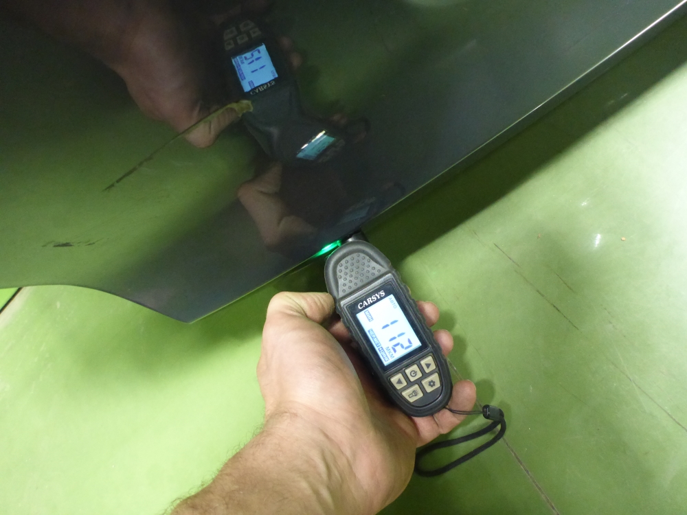 Дверь багажника