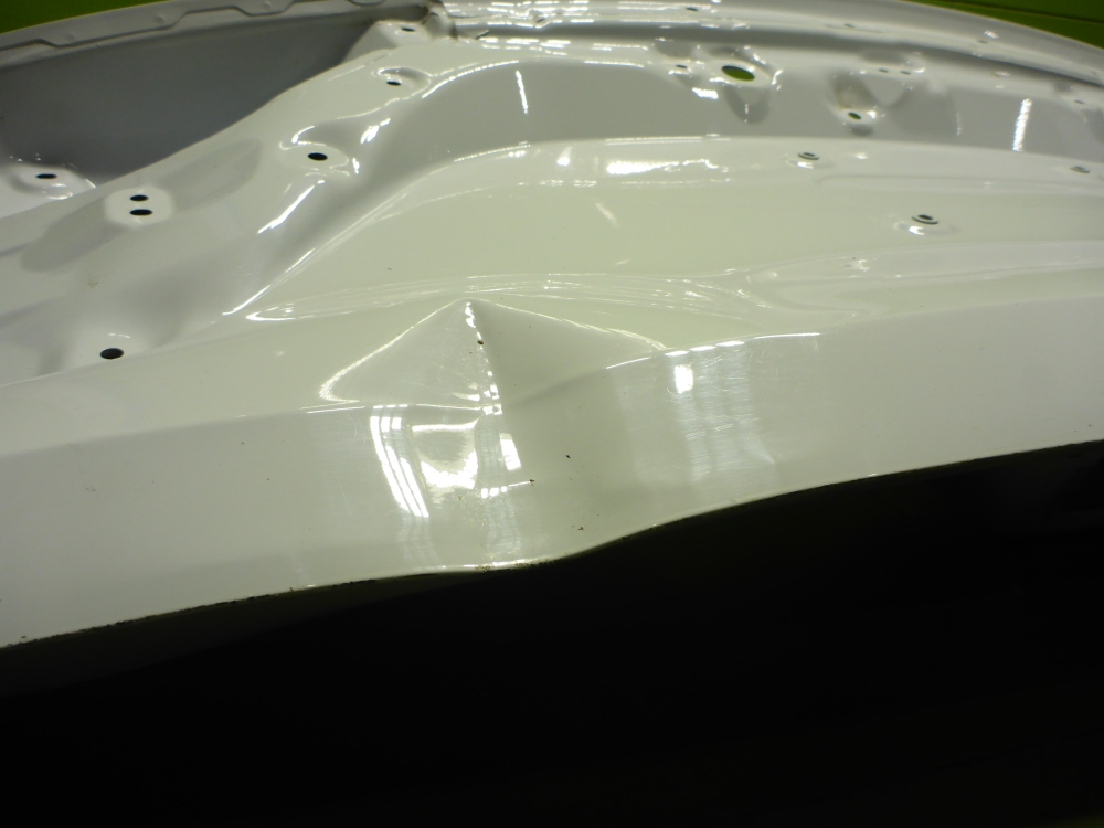 Дверь багажника