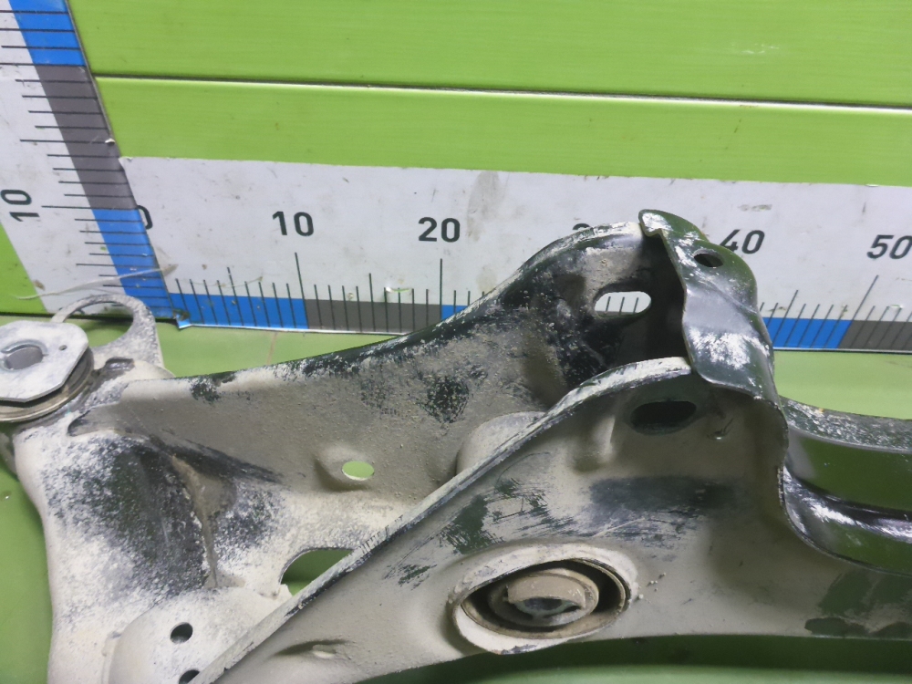 Балка задняя