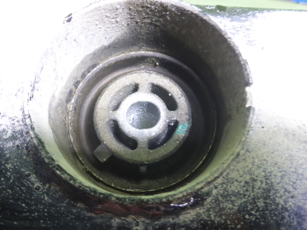 Балка задняя