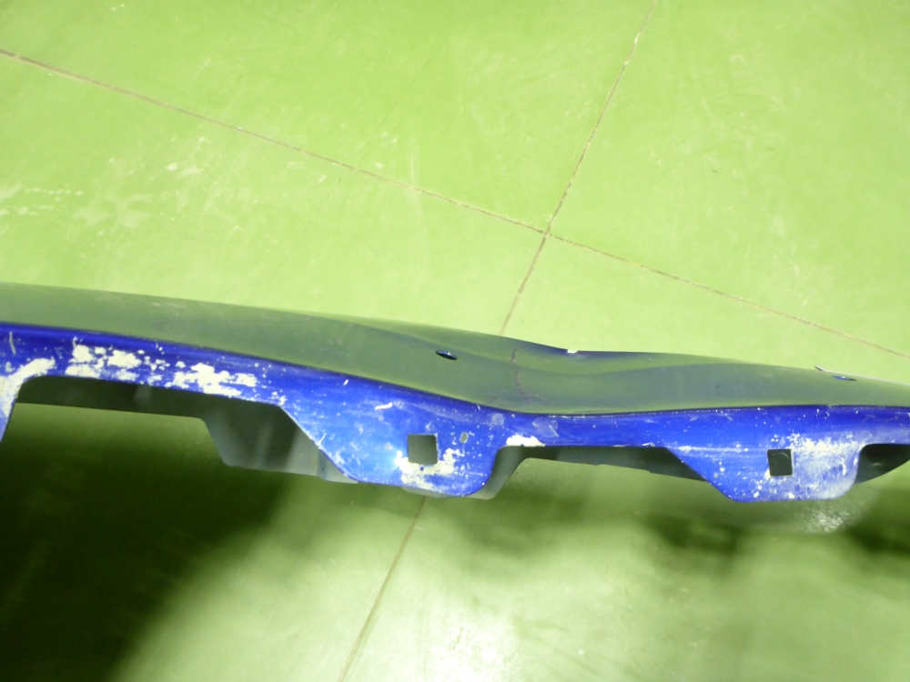 Крыло переднее левое