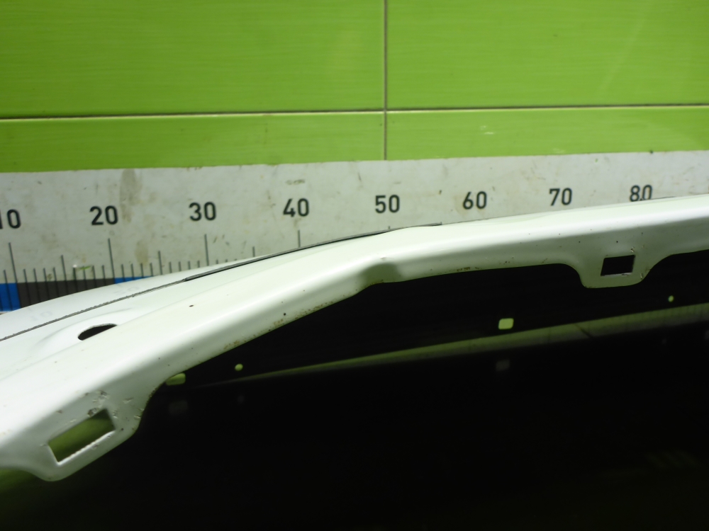 Крыло переднее левое