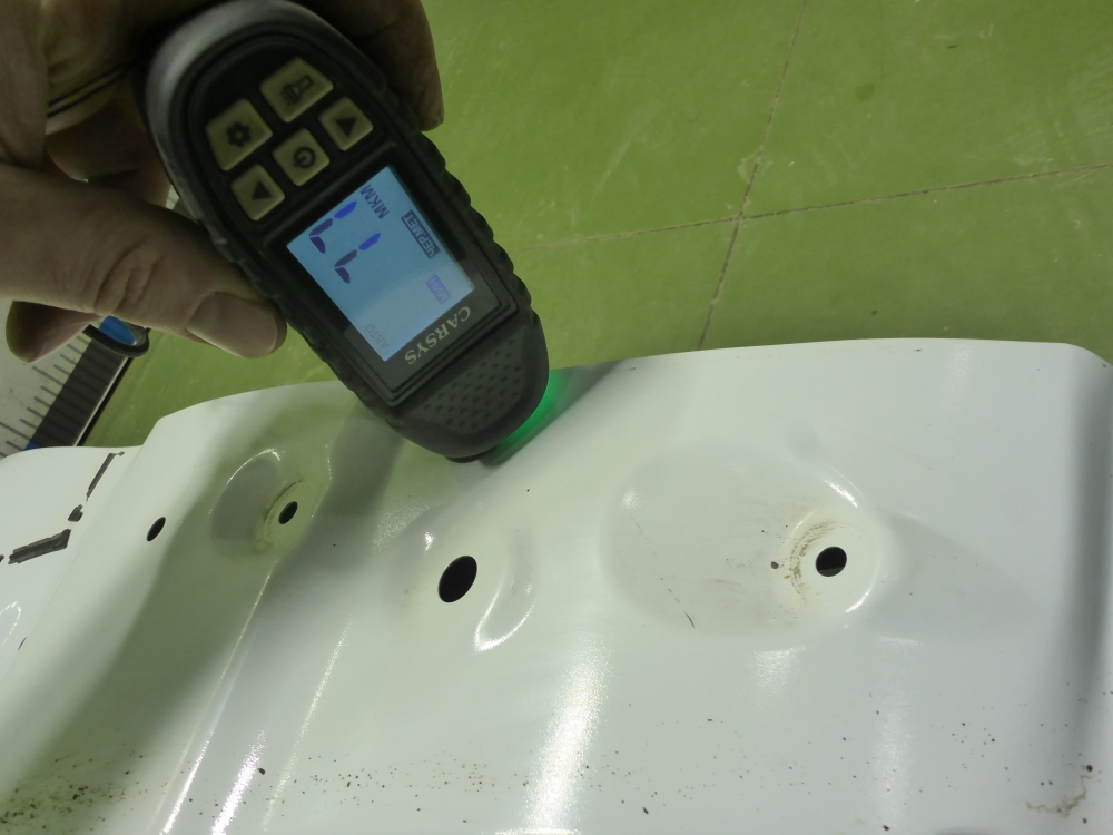 Крыло переднее левое