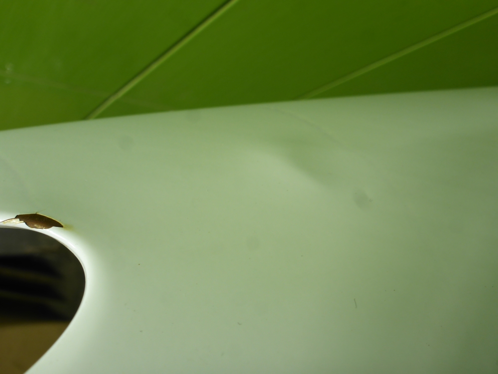 Крыло переднее левое