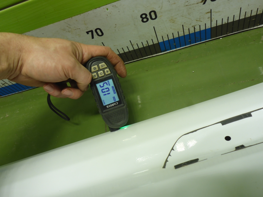 Крыло переднее левое