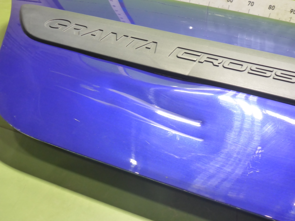 Дверь задняя правая