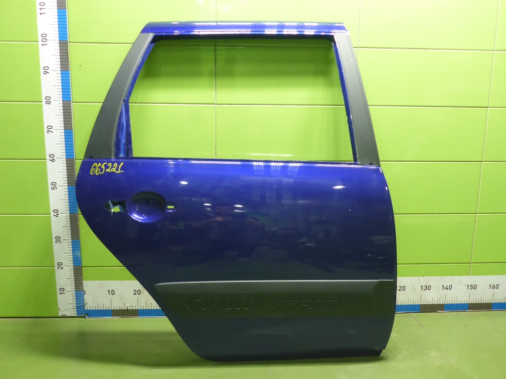 Дверь задняя правая