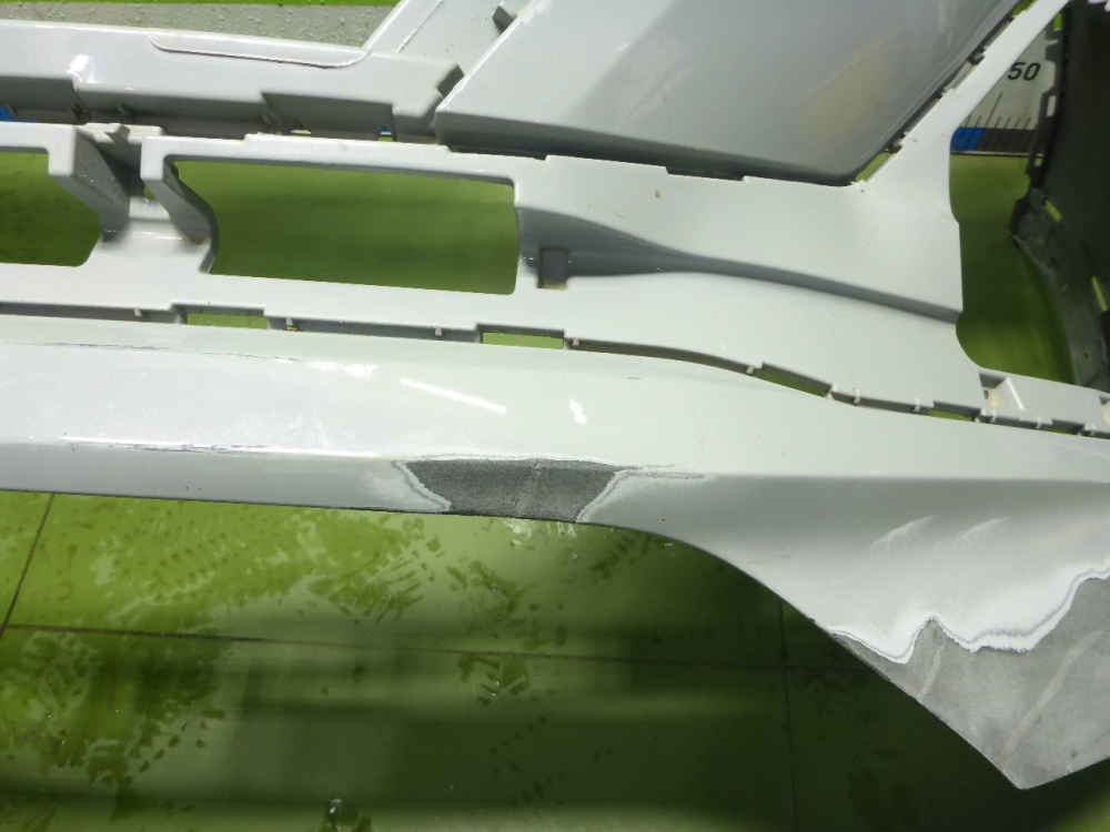 Бампер передний