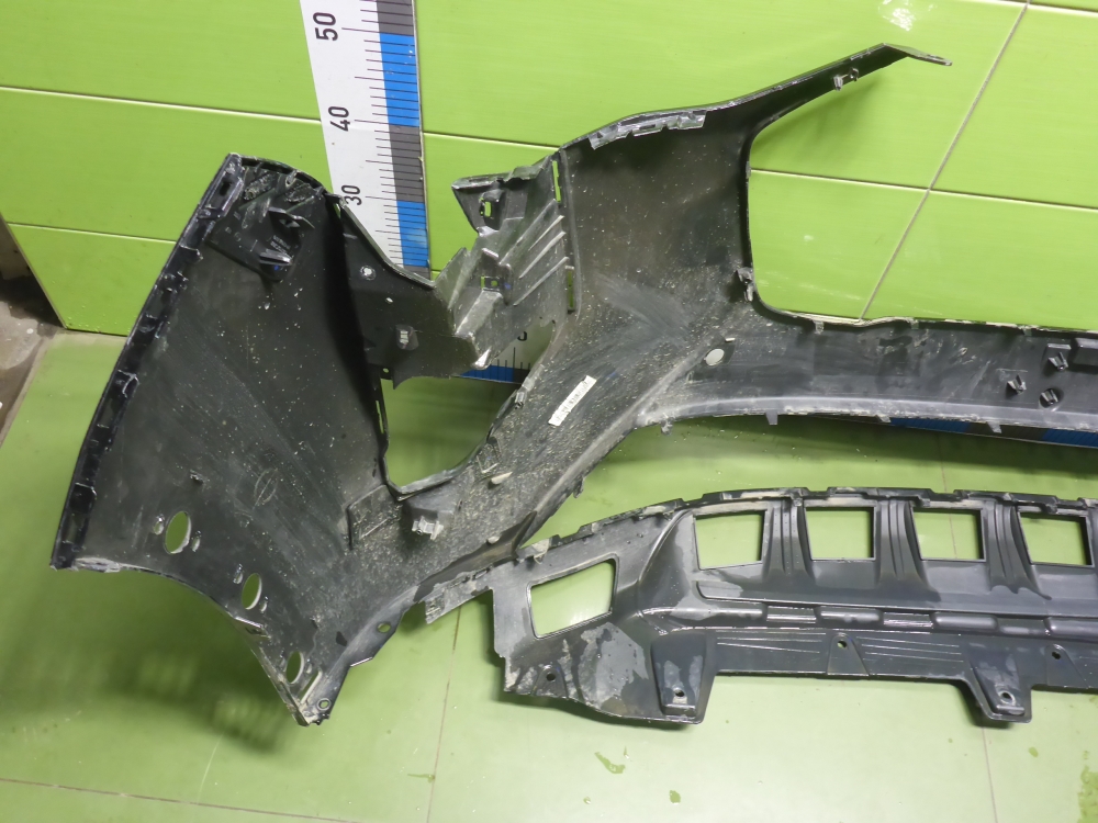 Бампер передний