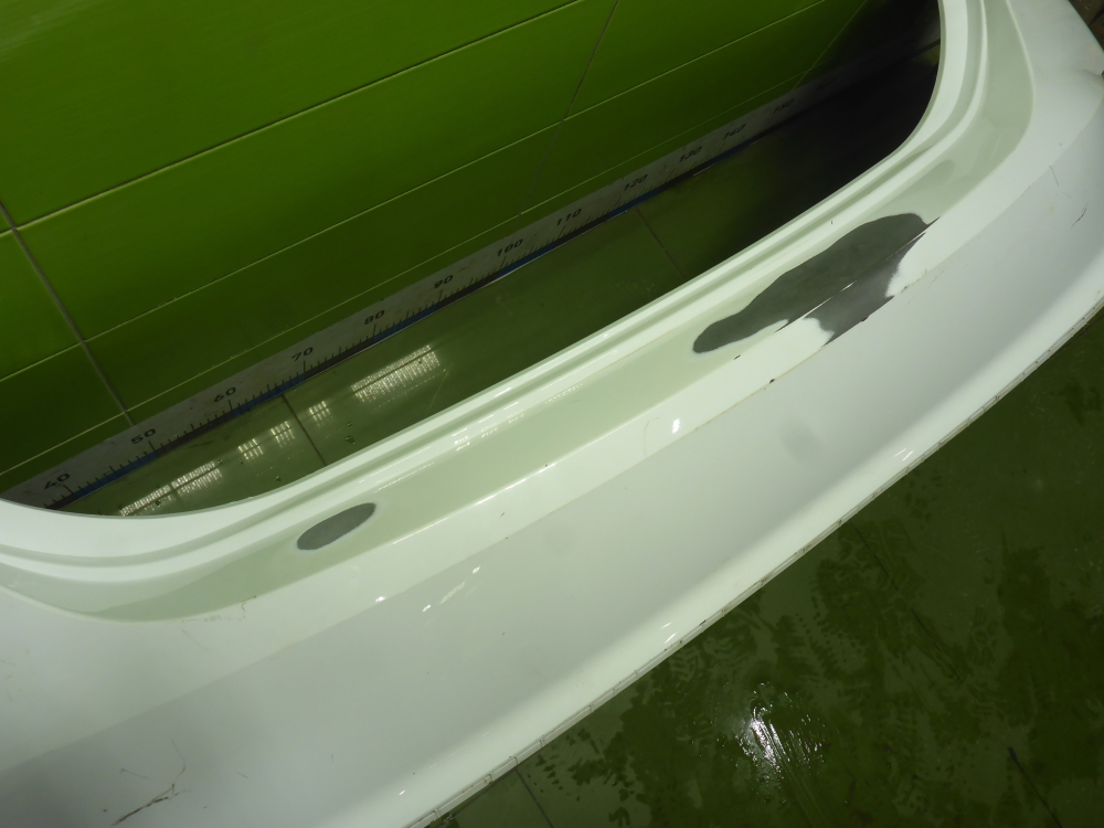 Бампер задний