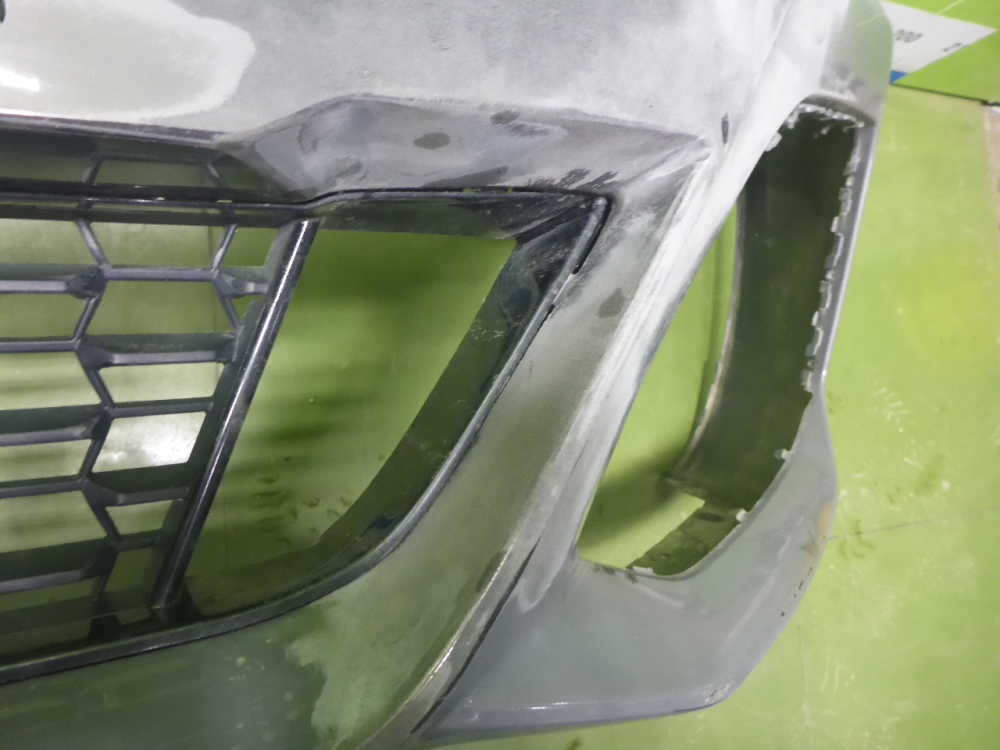 Бампер передний