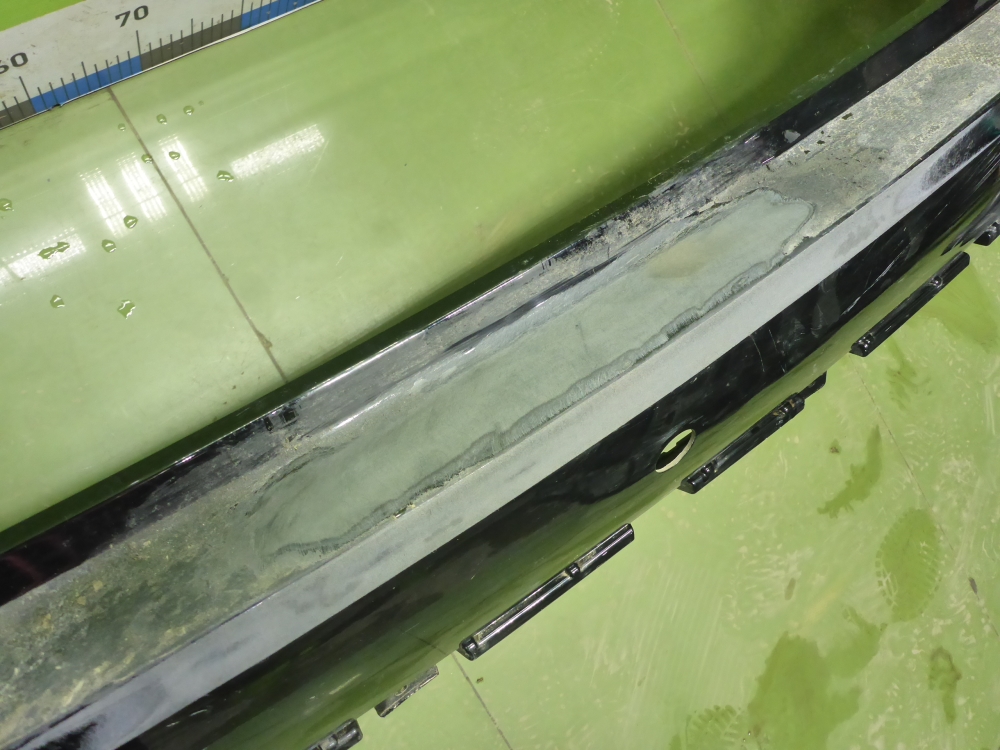 Бампер задний