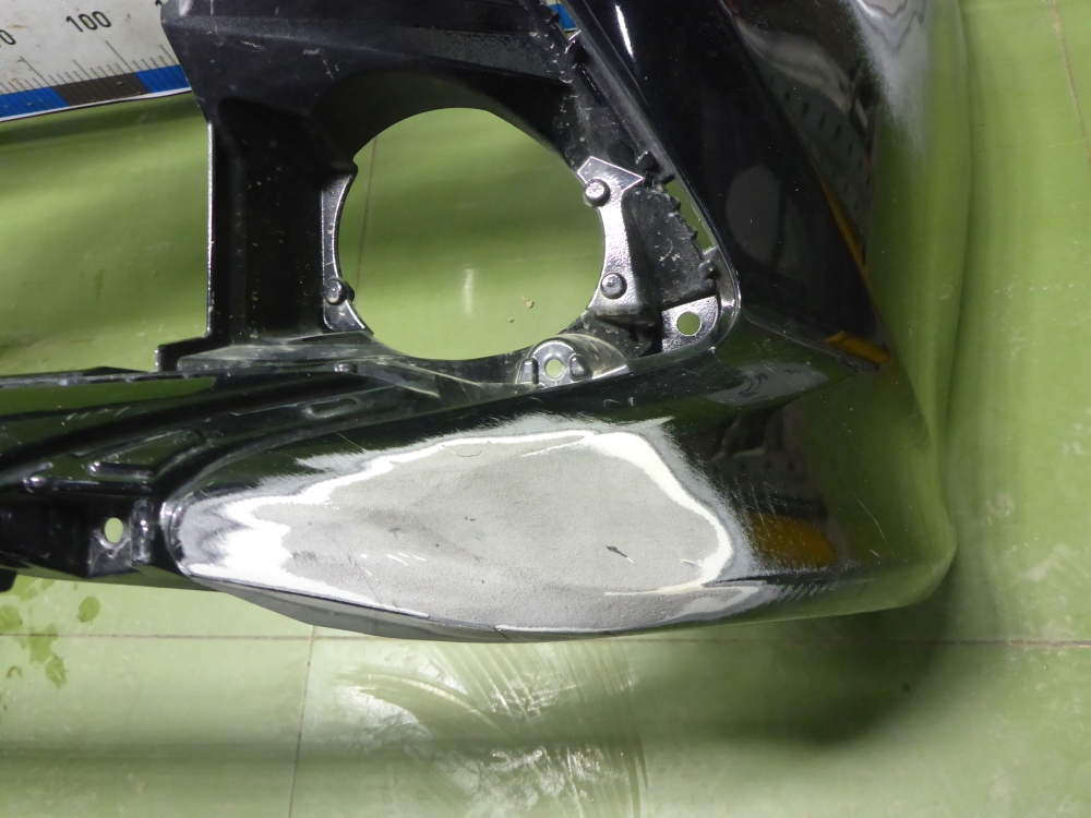 Бампер передний