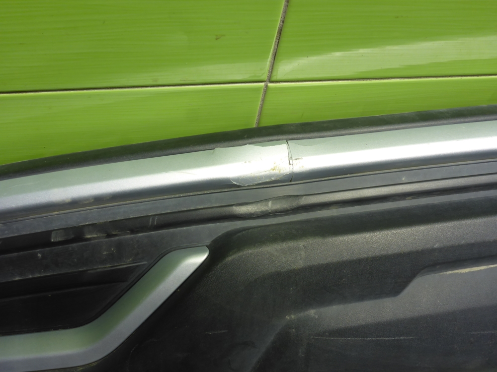 Бампер задний