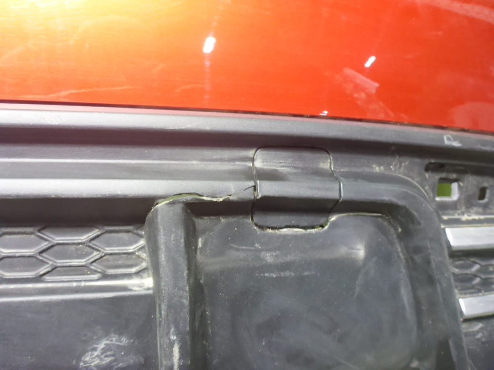 Бампер задний