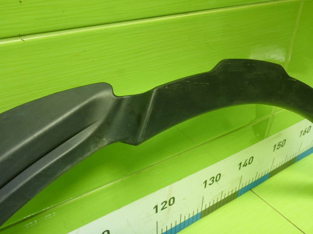 Накладка заднего крыла левого