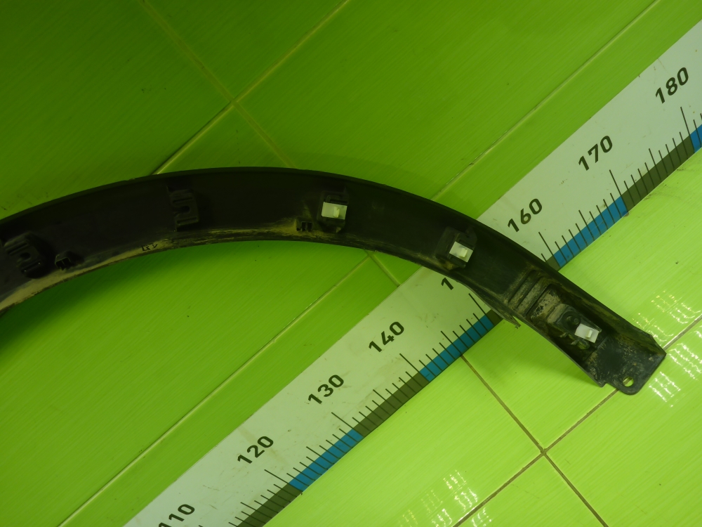 Накладка заднего крыла левого