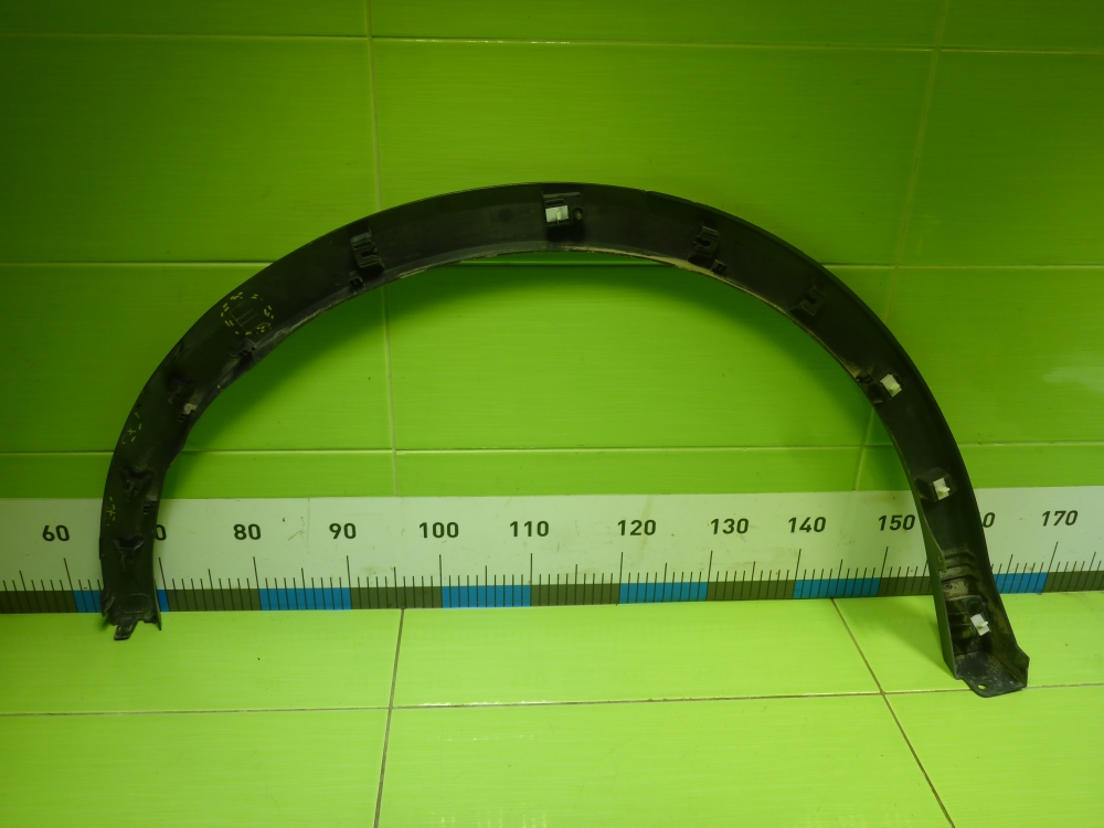 Накладка заднего крыла левого