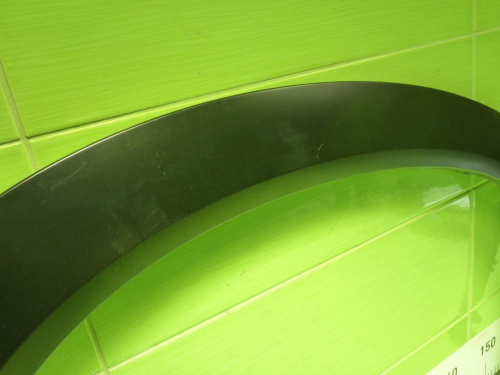 Накладка переднего крыла правого