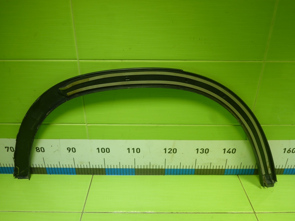 Накладка заднего крыла левого