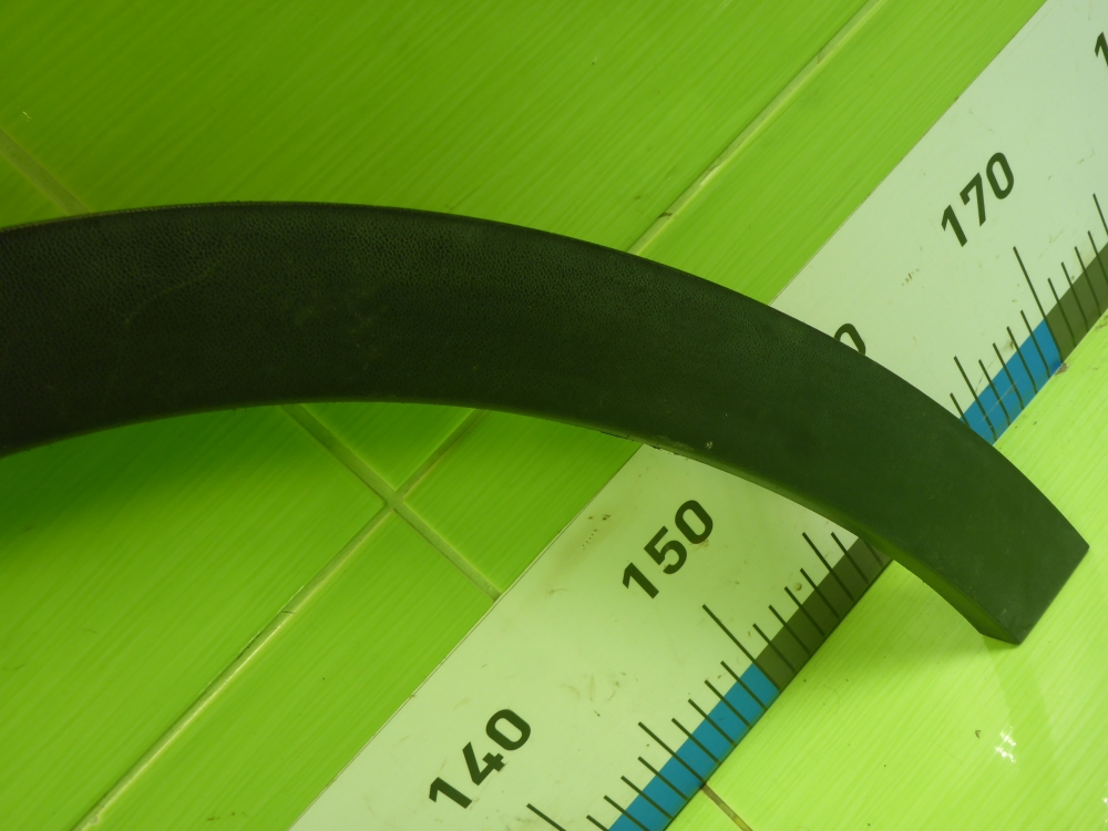 Накладка заднего крыла левого