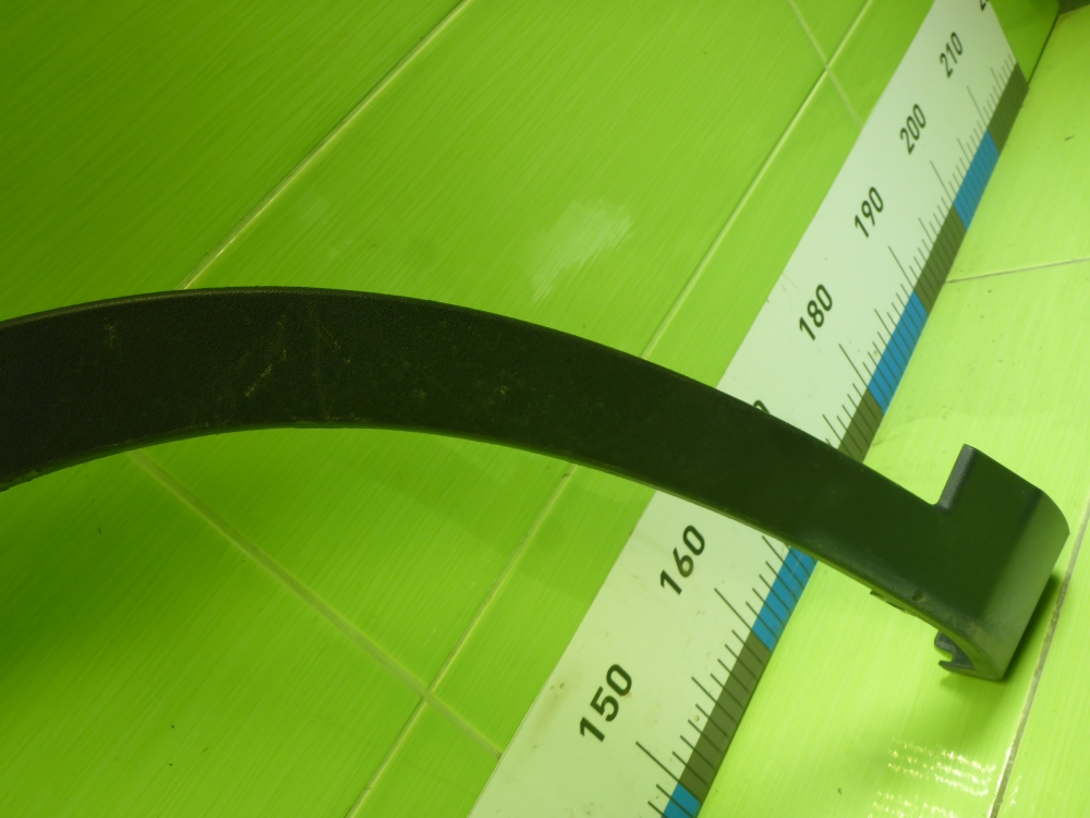 Накладка переднего крыла левого