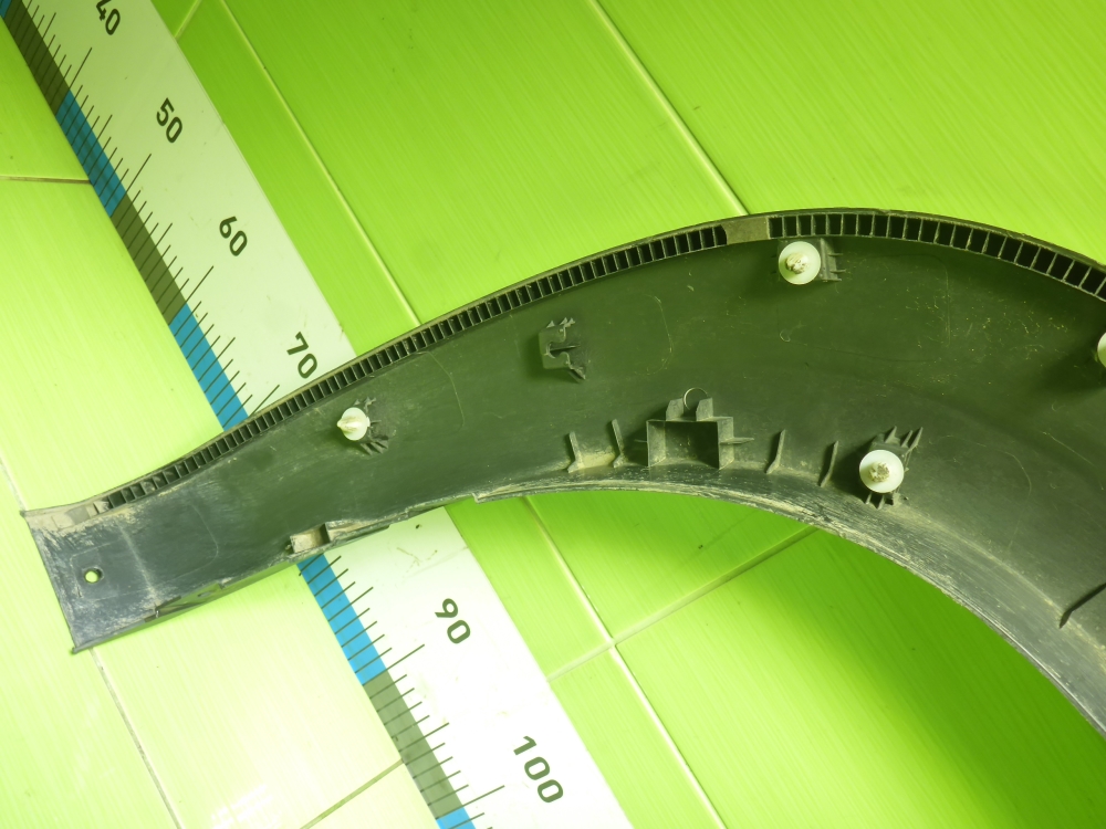 Накладка заднего крыла правого