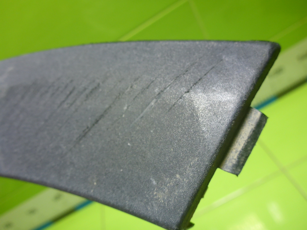 Накладка заднего крыла правого