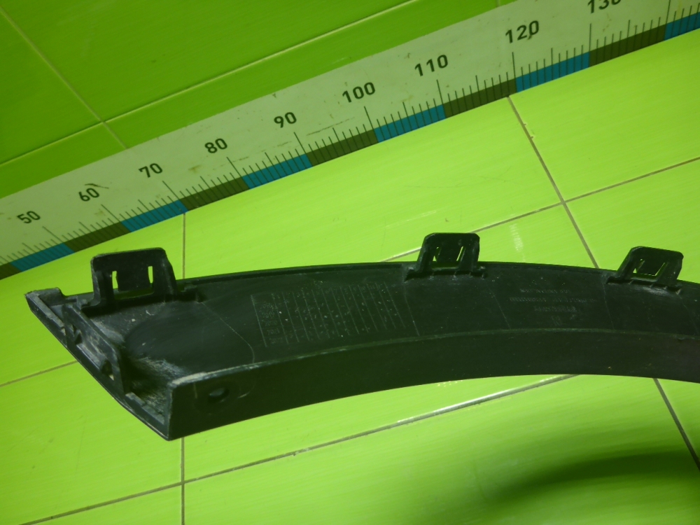 Накладка заднего крыла левого