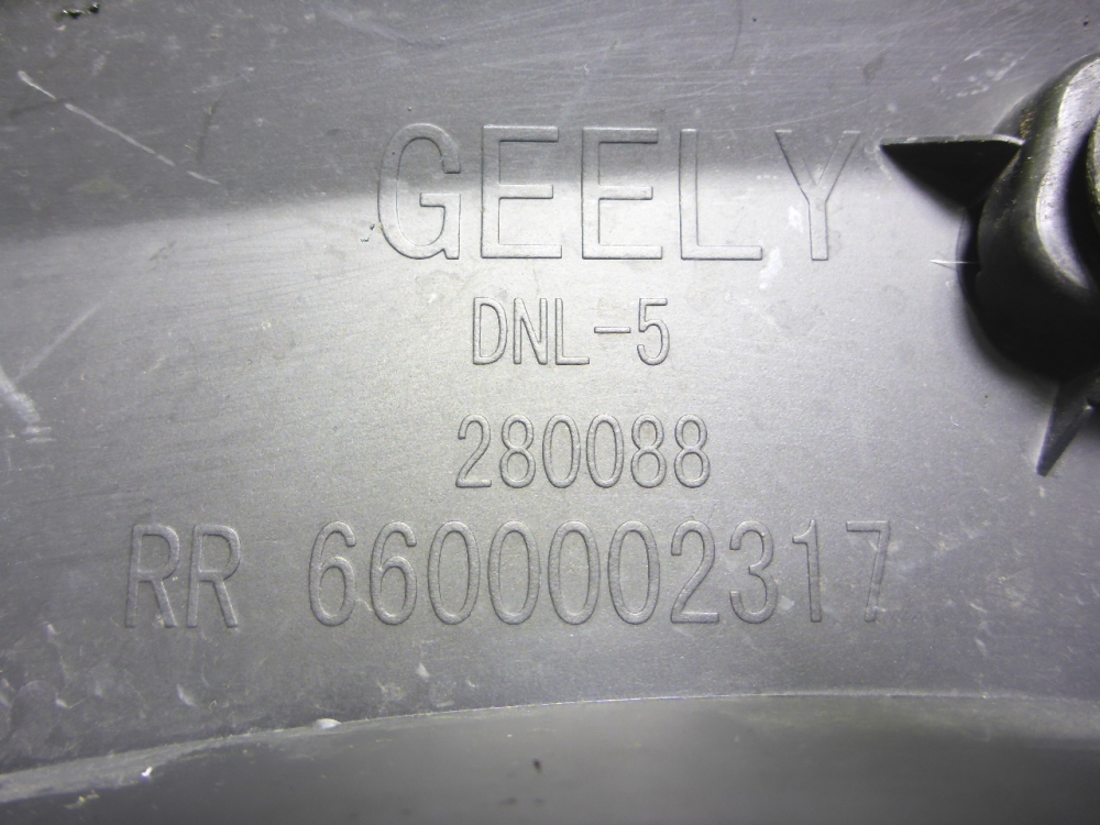 Накладка двери задней правой