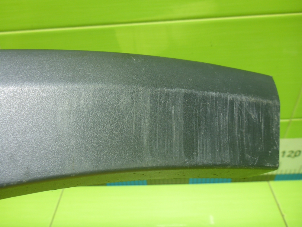 Накладка двери задней правой