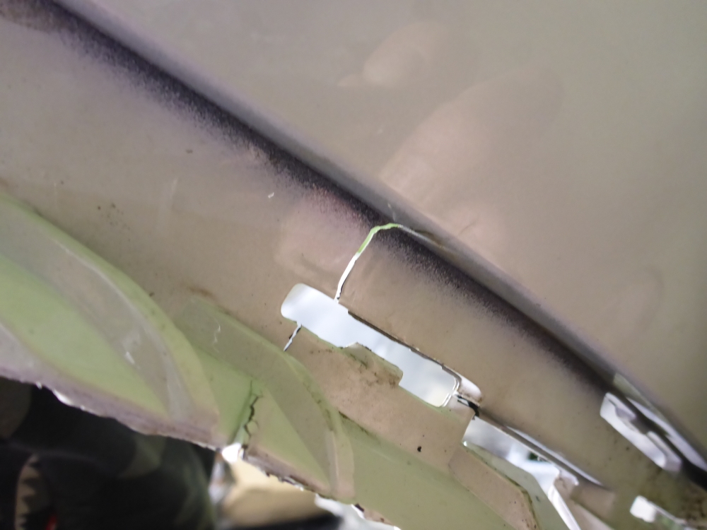 Бампер задний