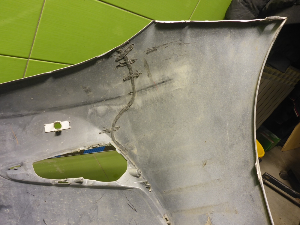 Бампер передний