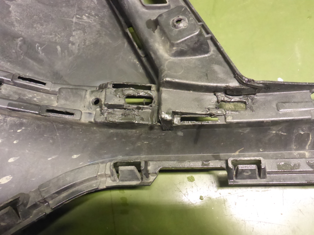 Бампер передний