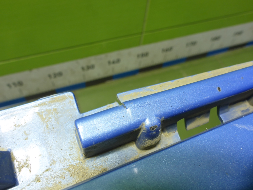 Бампер задний