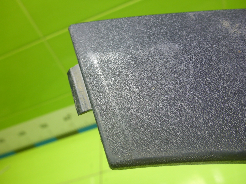 Накладка заднего крыла правого