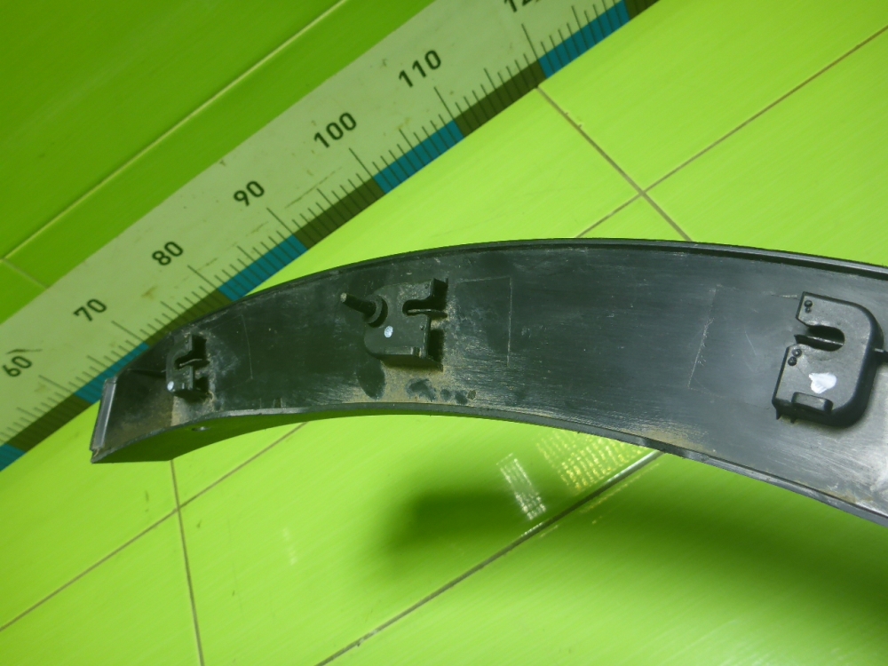 Накладка заднего крыла правого