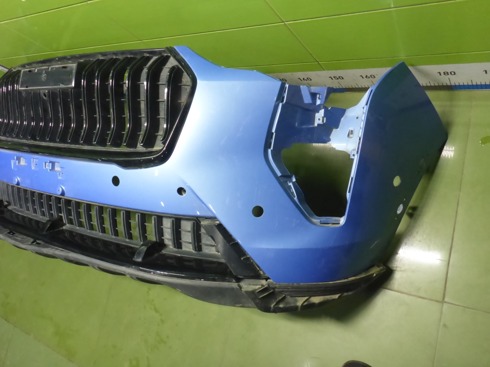 Бампер передний