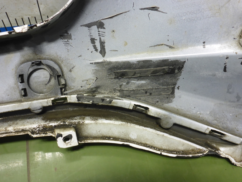 Бампер передний