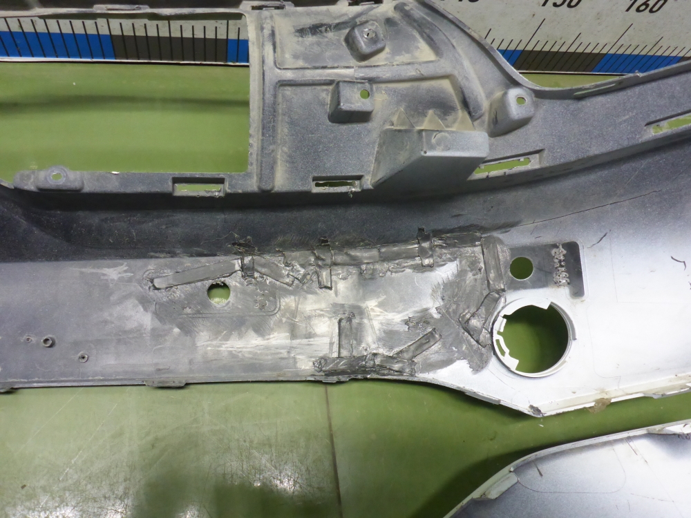 Бампер передний