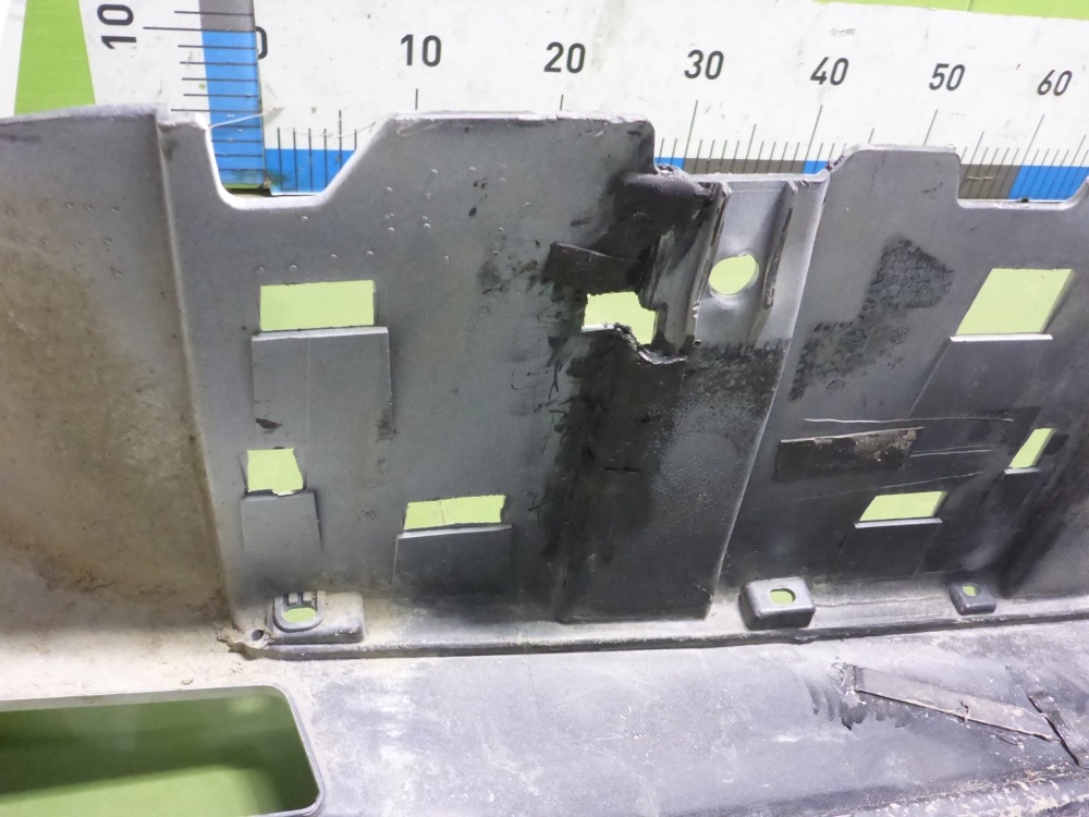 Бампер задний