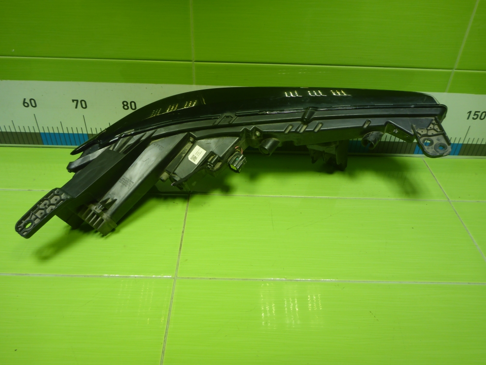 Фара дневного света левая (ходовые огни)