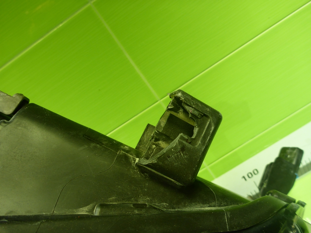 Фара дневного света левая (ходовые огни)